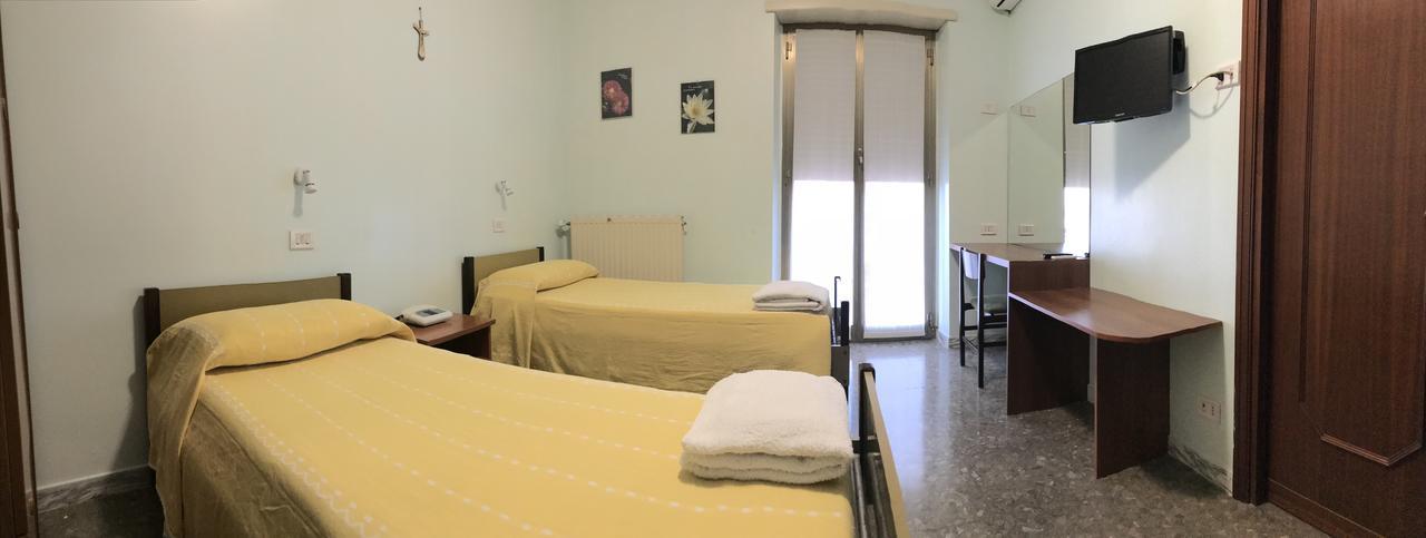 Casa Nostra Signora Otel Isola Farnese Dış mekan fotoğraf